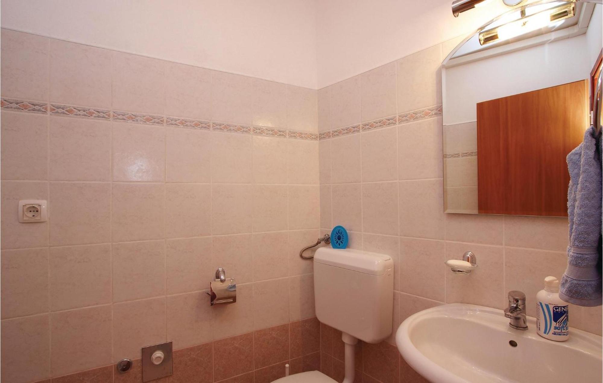 2 Bedroom Awesome Apartment In Plomin Exterior photo
